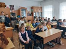 Просмотр онлайн-урока "Строители будущего. Полное погружение"